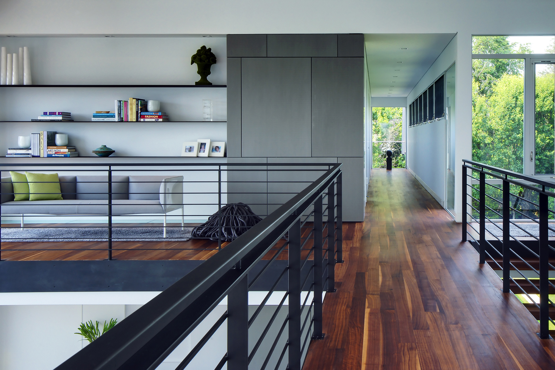 HAB 042 300dpi Olcott